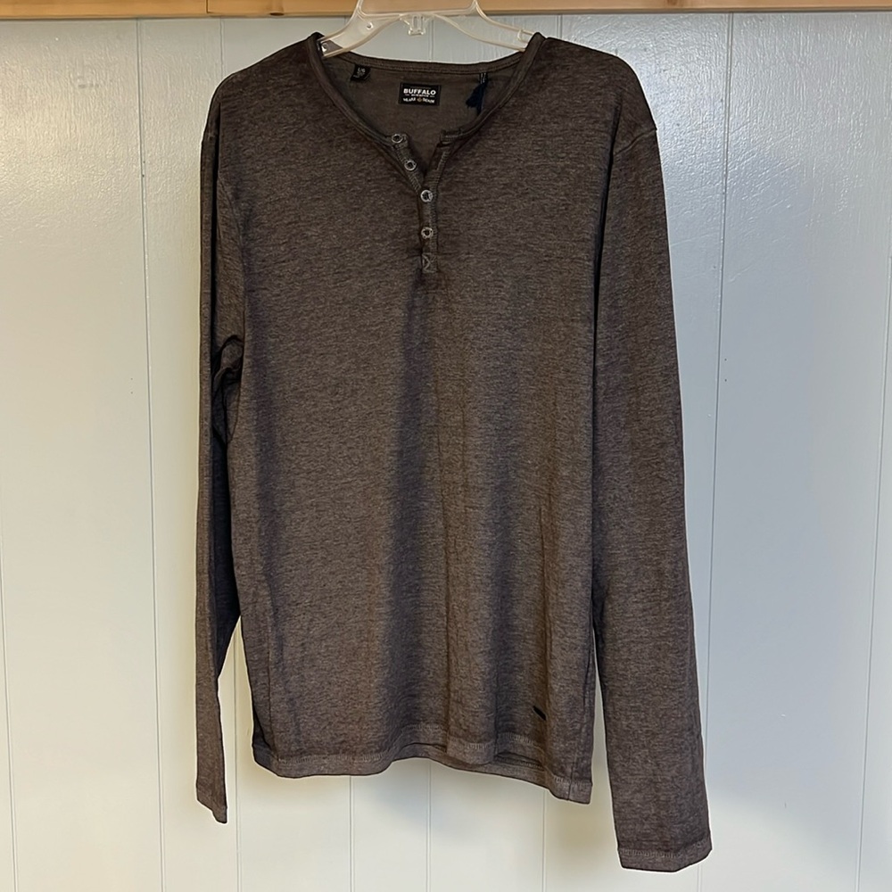 NWT Men’s Shirt